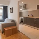 Lecomte - The Shoreline Seaview 187 *