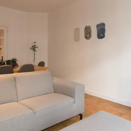 Lecomte - The Shoreline Seaview 187 Apartment *