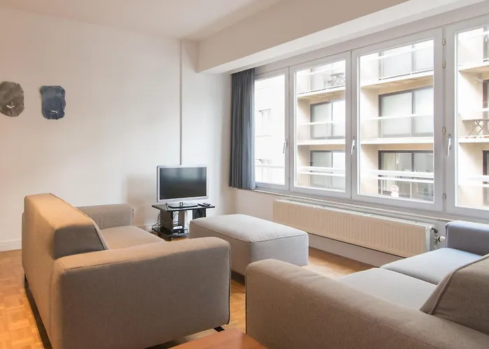 Lecomte - The Shoreline Seaview 187 Apartment