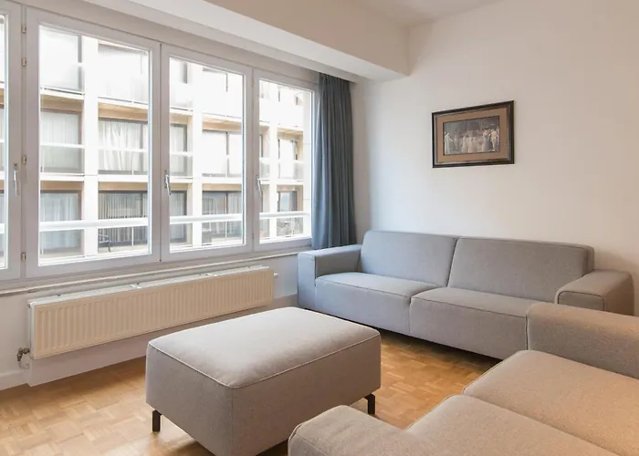 Lecomte - The Shoreline Seaview 187 Apartment *