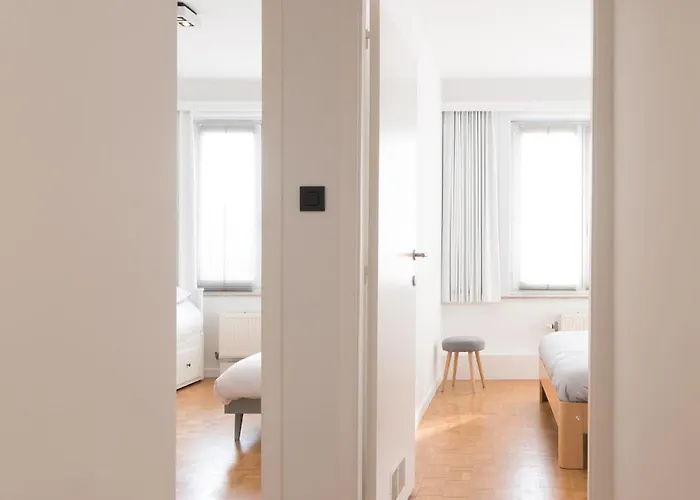 Lecomte - The Shoreline Seaview 187 Ostende