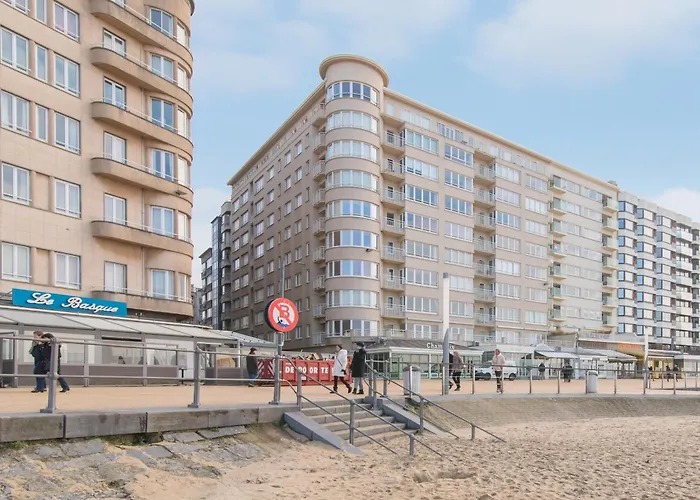 Lecomte - The Shoreline Seaview 187